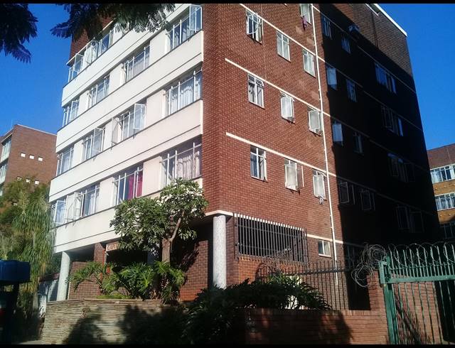 2.5 BEDROOM FLAT SOLD IN MUCKLENEUK